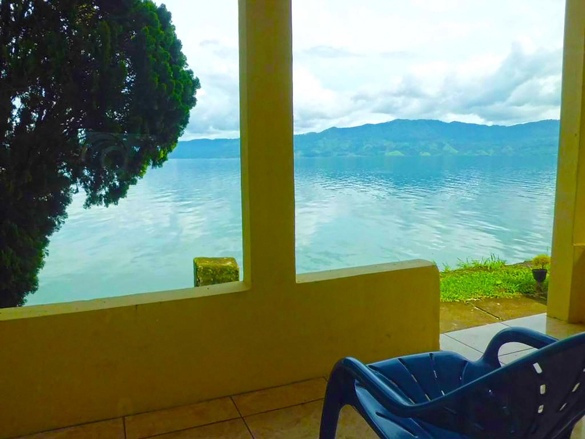 Tuk Tuk Timbul Bungalows Kültér fotó