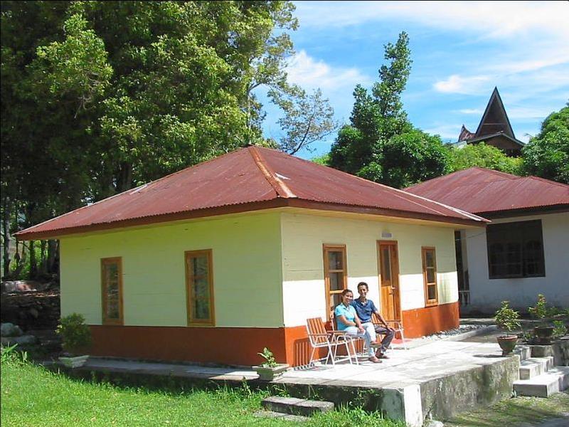 Tuk Tuk Timbul Bungalows Kültér fotó